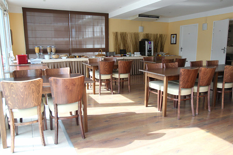 Vacanceole - Le Domaine Du Chateau - La Rochelle / Ile De Re Lagord Restaurant bilde